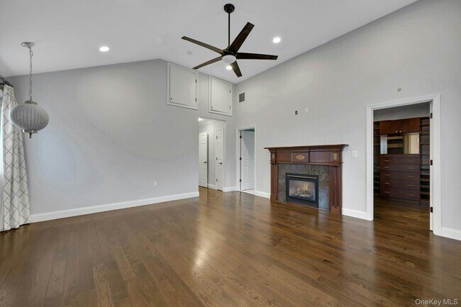 Building Photo - 47 Highland Ave