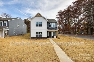 Building Photo - 1241 Eastway Dr