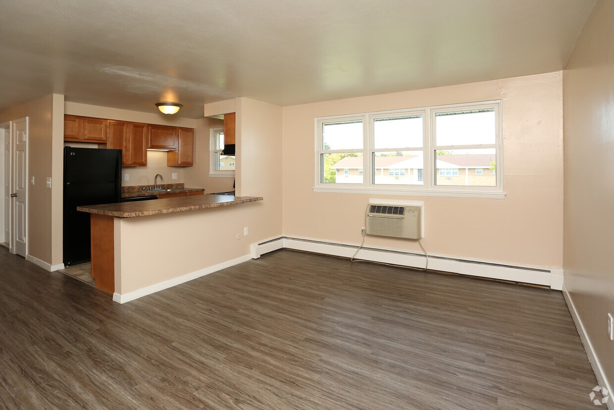 Swiss Village Apartments Syracuse