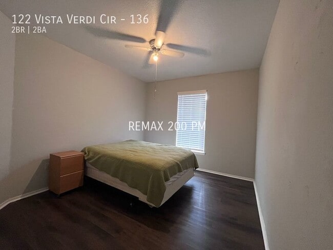 Building Photo - 122 Vista Verdi Cir