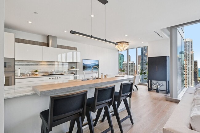 Building Photo - 363 E Wacker Dr