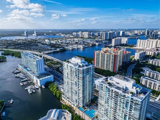 Building Photo - 300 Sunny Isles Blvd