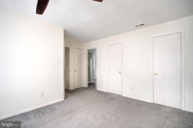 Building Photo - 1301 Hawthorne Ct