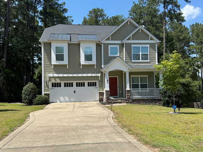 Primary Photo - Gorgeous 3 Bed 2.5 Bath Plus Loft Home on ...