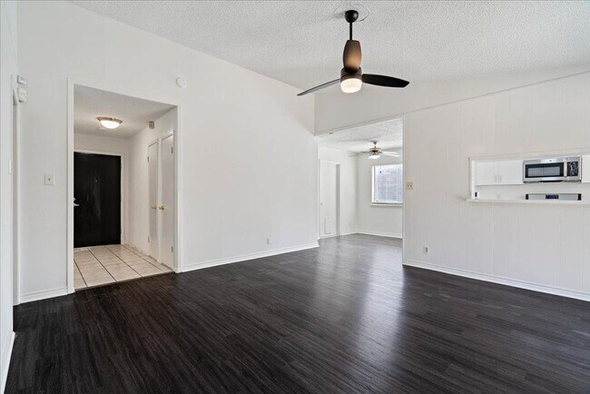 Building Photo - 12306 Hickorystick Cove