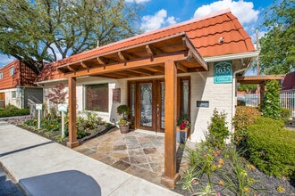 office - Tucasa Townhomes