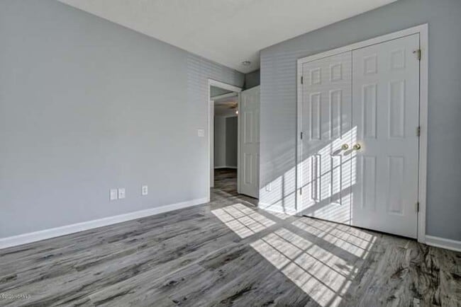 Building Photo - 5008 Hunters Trail