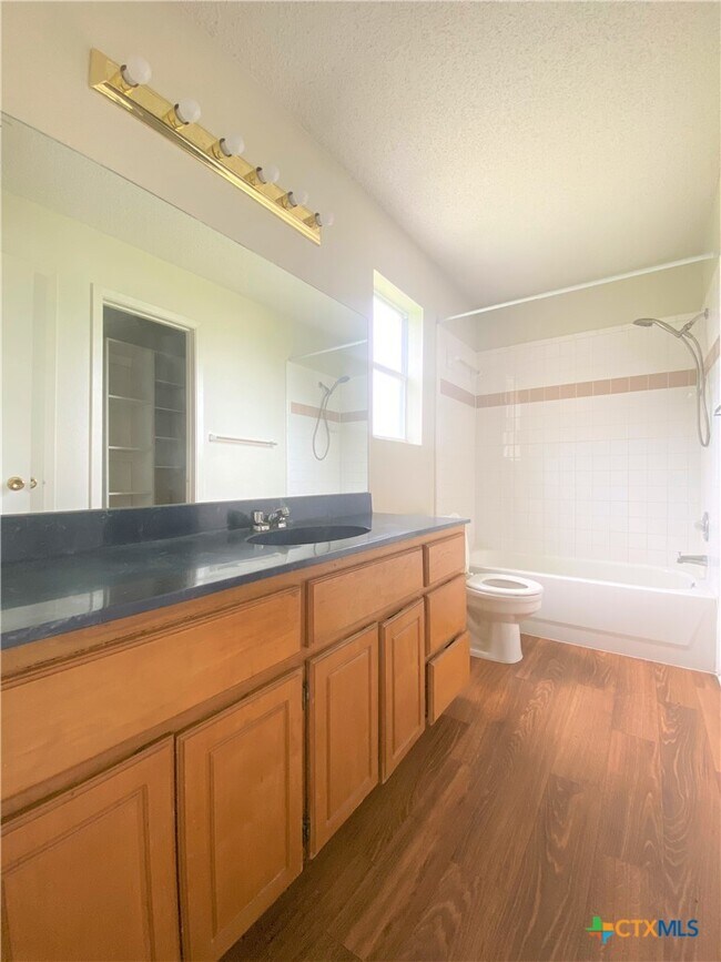 Building Photo - 4610 Stallion Dr