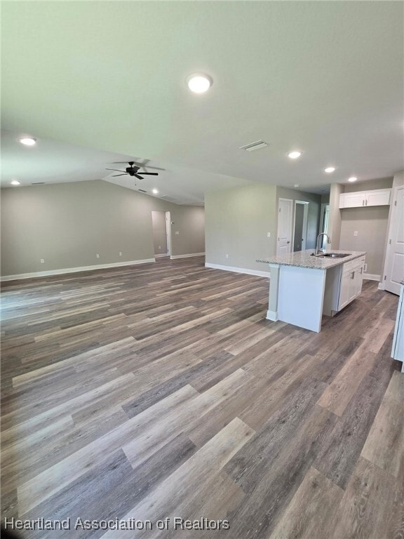 Building Photo - 6100 Aquavista Dr