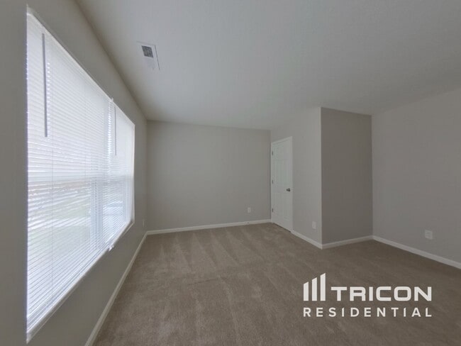 Building Photo - 3029 Decapolis Dr