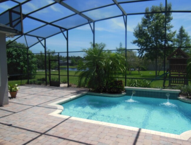 Building Photo - Oviedo 4 Bed 2 Bath Pool Home in Live Oak ...