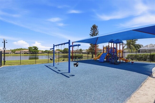 Building Photo - 824 Lake Biscayne Way