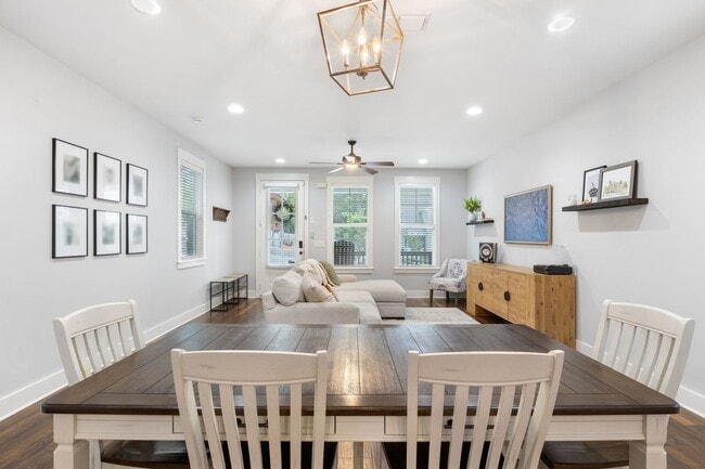 Building Photo - 3 Bedroom Inglewood Home