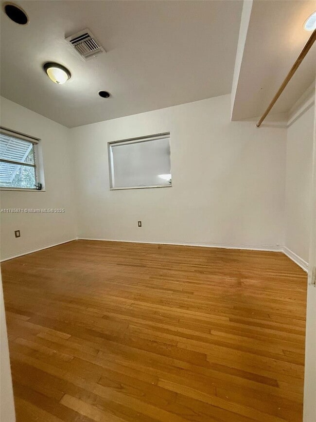 Building Photo - 8670 SW 28th St