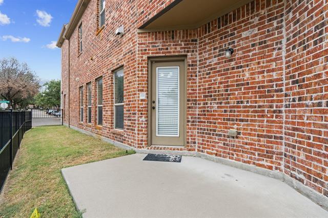 Building Photo - 5678 Grosseto Dr
