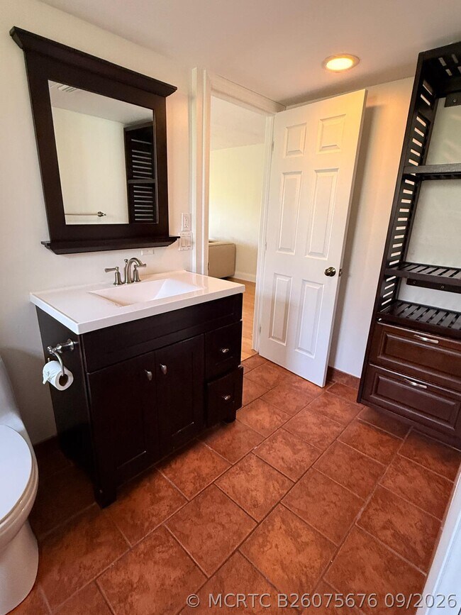 Building Photo - 342 Southwind Dr