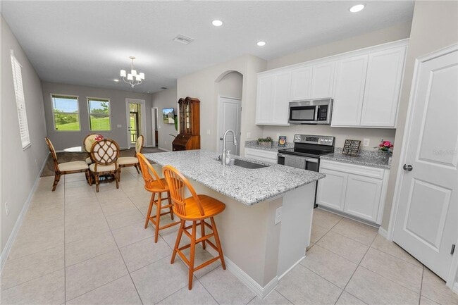 Building Photo - 6577 Great Bear Dr