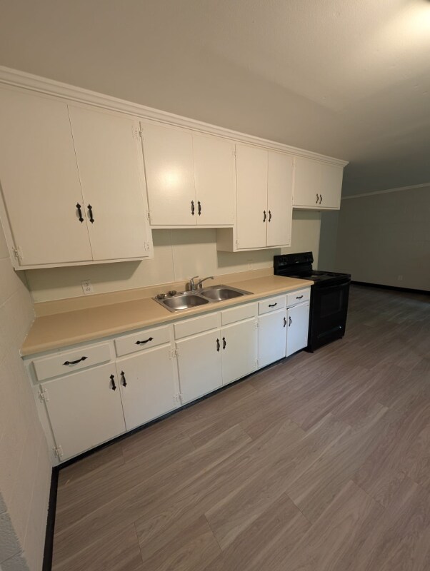 Building Photo - 2209 Morehead Ave