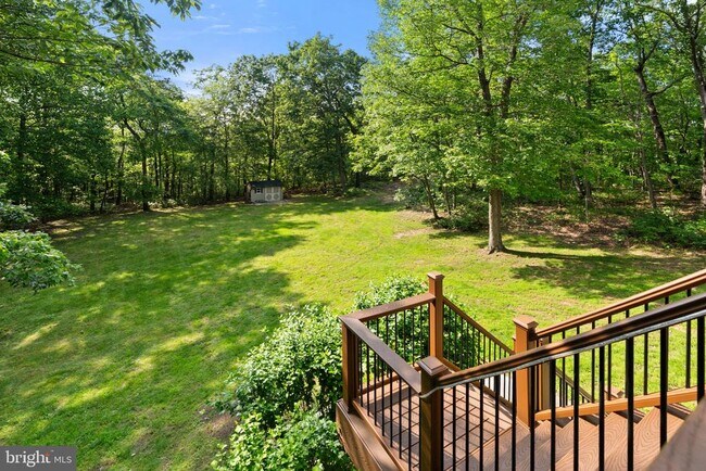 Building Photo - 39368 Longhill Ln
