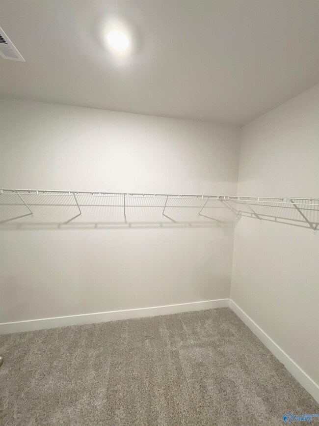 Building Photo - 156 Rugby Dr