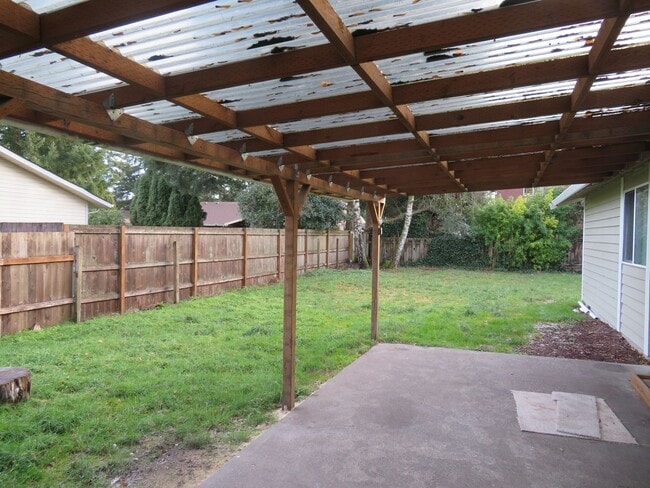 Building Photo - 6009 16th Ave SE