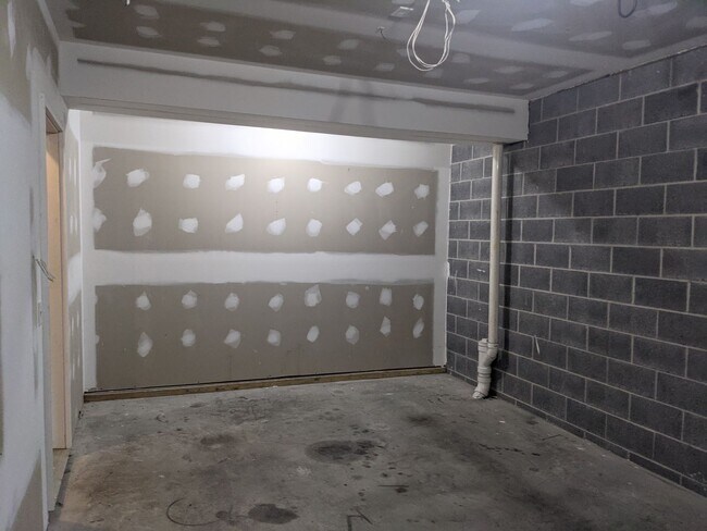 Building Photo - 3 Bedroom Townhouse for Rent in Waynesboro!