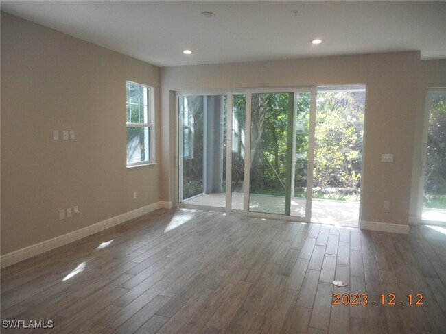 Building Photo - 2640 Seychelles Cir