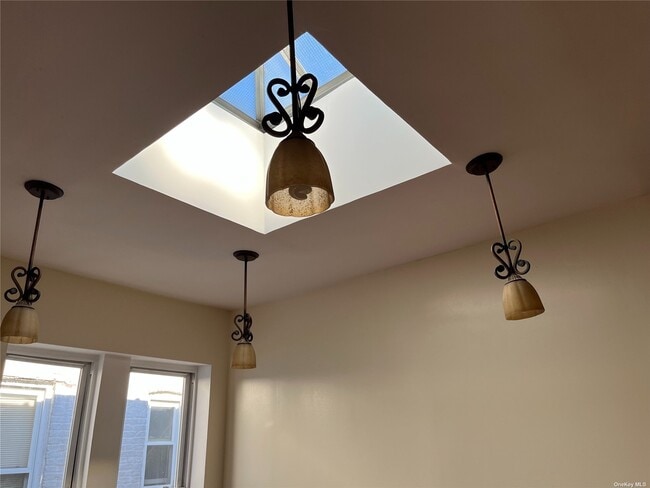 Building Photo - 571 Alabama Ave