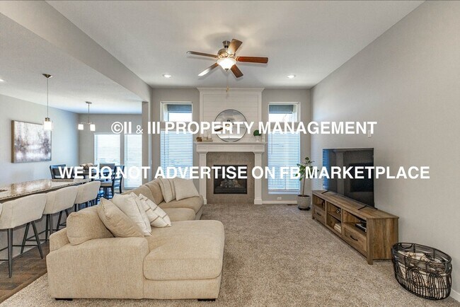 Building Photo - 12566 S Canyon Dr