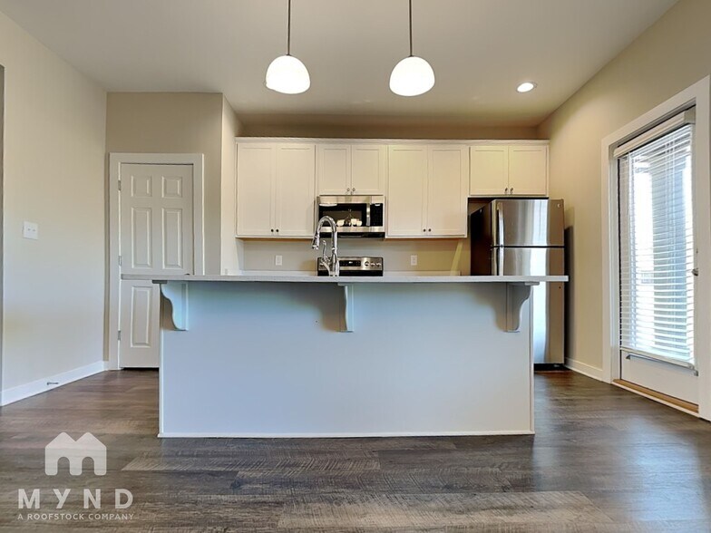 Building Photo - 1283 Cater Lee Way