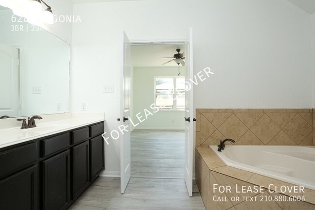 Building Photo - 6281 Begonia-