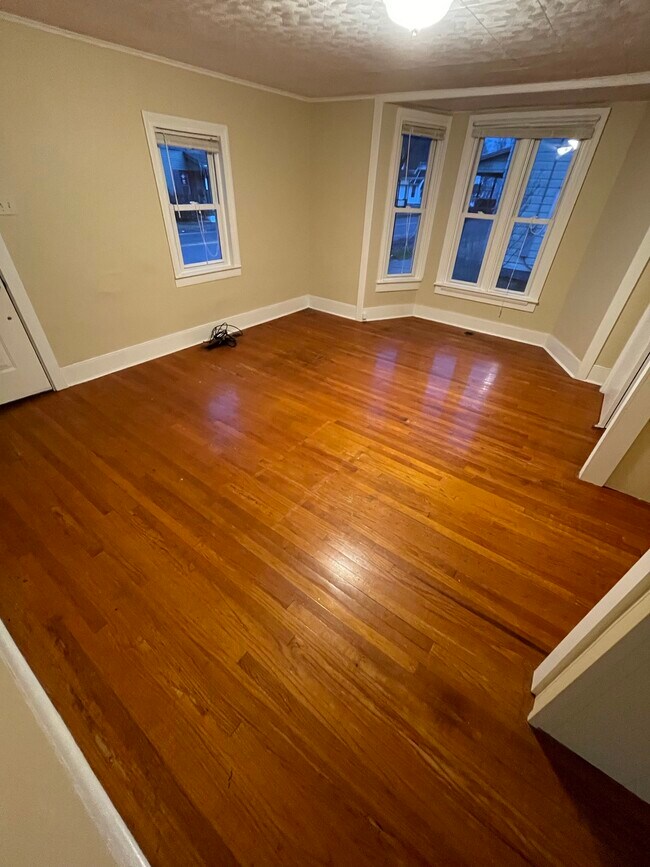 living room with hardwood floor - 2310 Old Berwick Rd