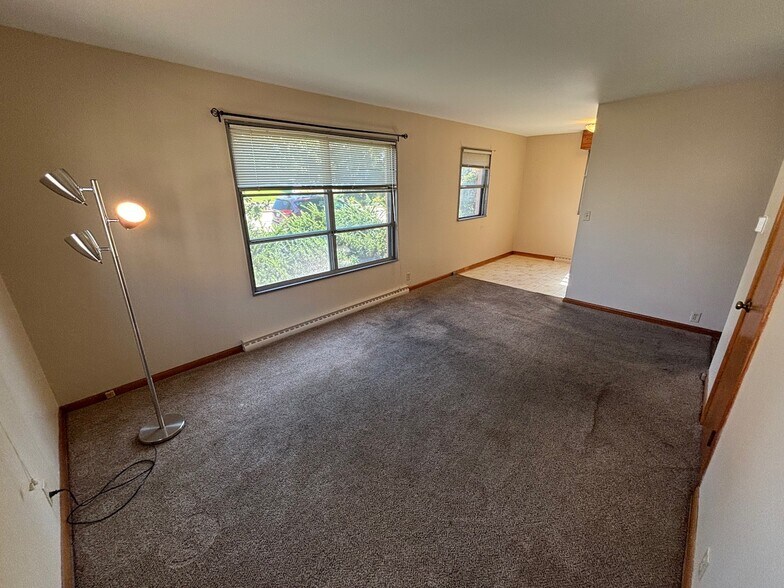 LR into Kitchen - new carpet going in - 3957 N 92nd St