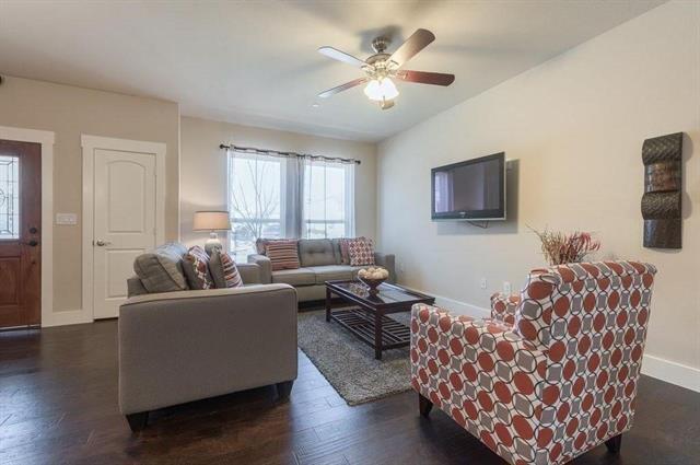 Building Photo - 203 Belleville Dr