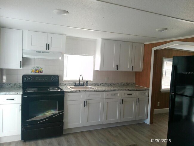 Building Photo - 2115 Bailey Rd