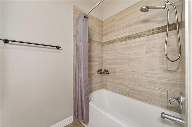 Building Photo - 7721 Dove Holw Dr