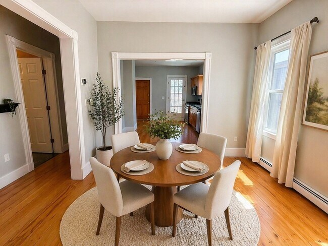 Building Photo - 38 Goldsmith St