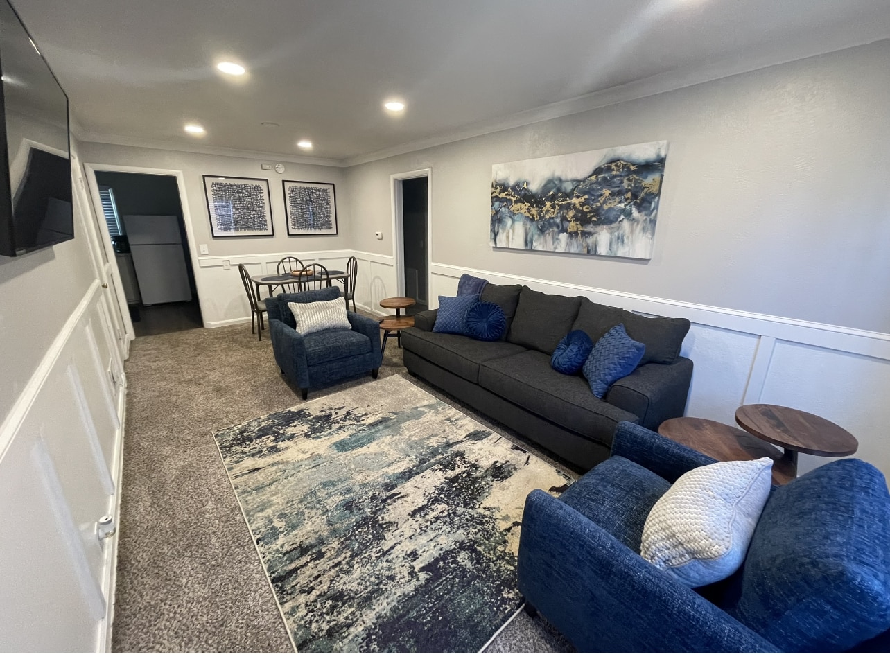 Building Photo - 627 N 41st St