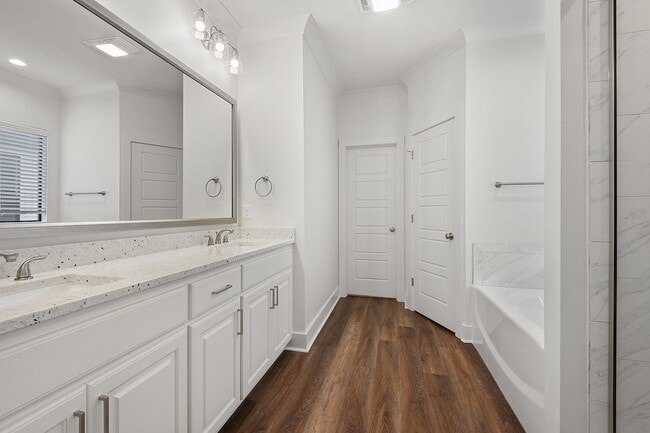 Building Photo - Beautiful 4 bedroom home in Settlement at Shoe Creek