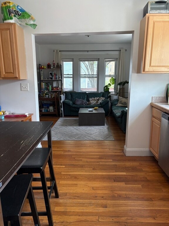Building Photo - 55 Elm St