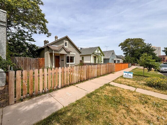 Building Photo - 3715 N Lafayette St