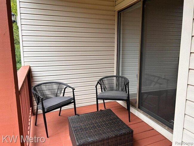 Building Photo - 6168 Palomino Ct