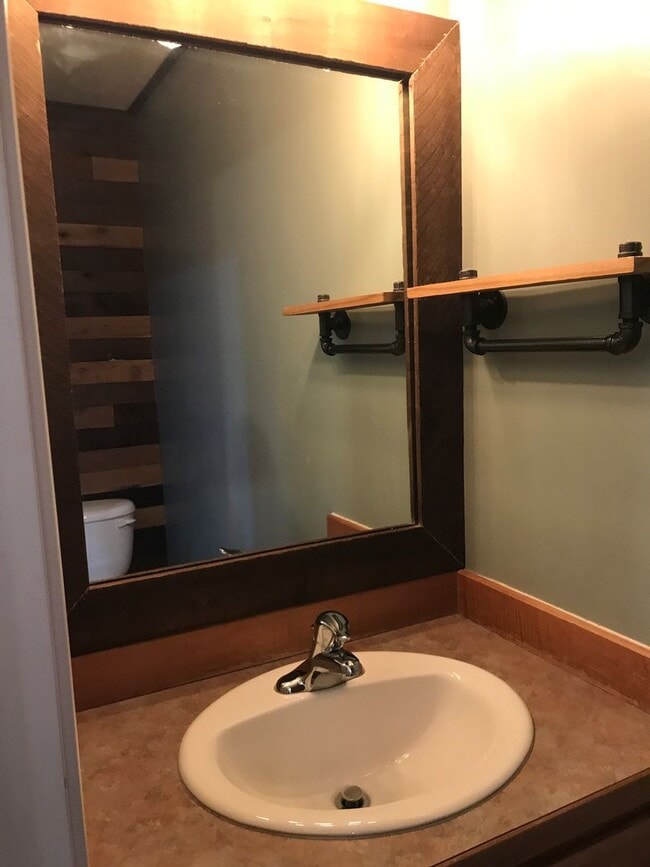 Building Photo - 1831 Teton Ct