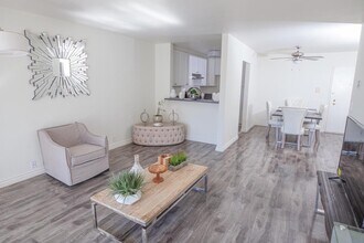 Building Photo - Premier Apartments - 12325