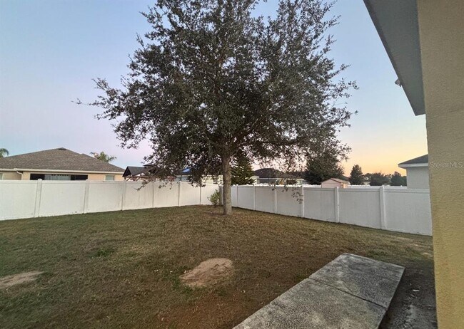 Building Photo - 140 Highland Meadows St