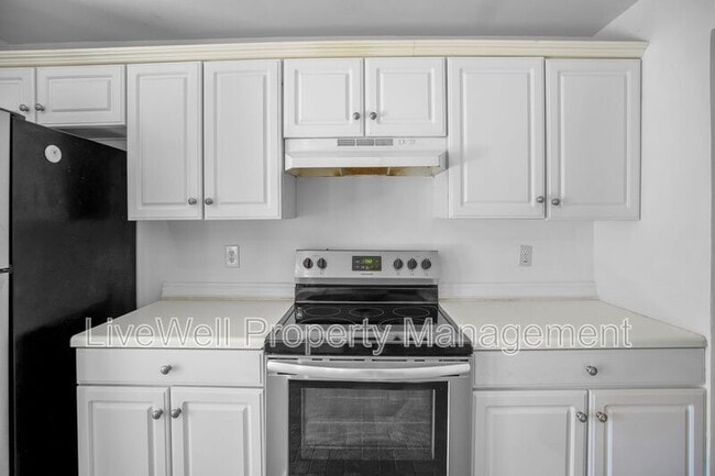 Building Photo - 428 Cambrian Ridge Trail