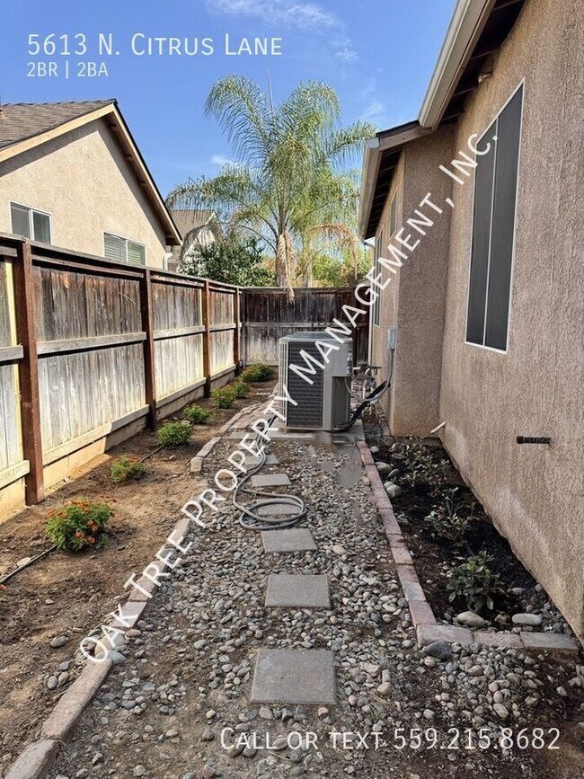 Building Photo - 5613 N Citrus Ln