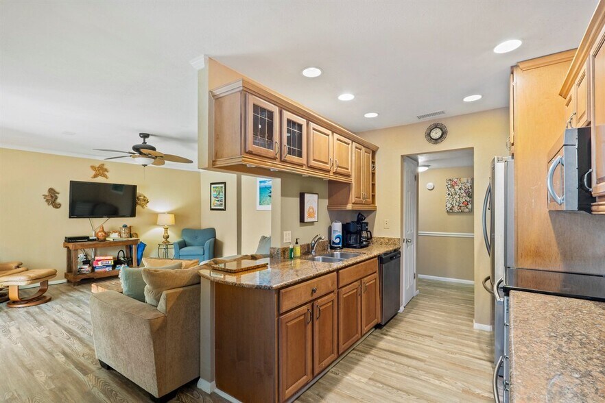 Building Photo - 3585 41st Way S