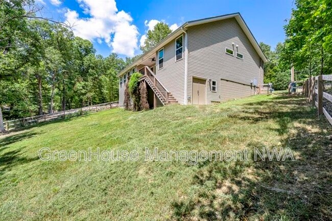 Building Photo - 6 Lyneham Ln
