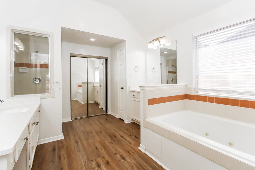 Building Photo - 1207 Chesterwood Dr